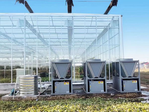 Chiller refrigerado por aire y chiller refrigerado por agua en Beijing Nongcube Greenhouse, Beijing, China