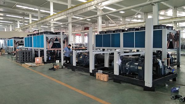Línea de producción de chiller de tornillo refrigerado por aire