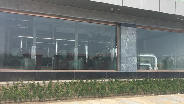 Chiller de agua y torre de refrigeración en Red Star Macalline, Binzhou, China